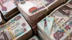 فضيحة تمويلية في مصر: قروض باسم أولياء أمور بدون علمهم تكشف ثغرات في القطاع