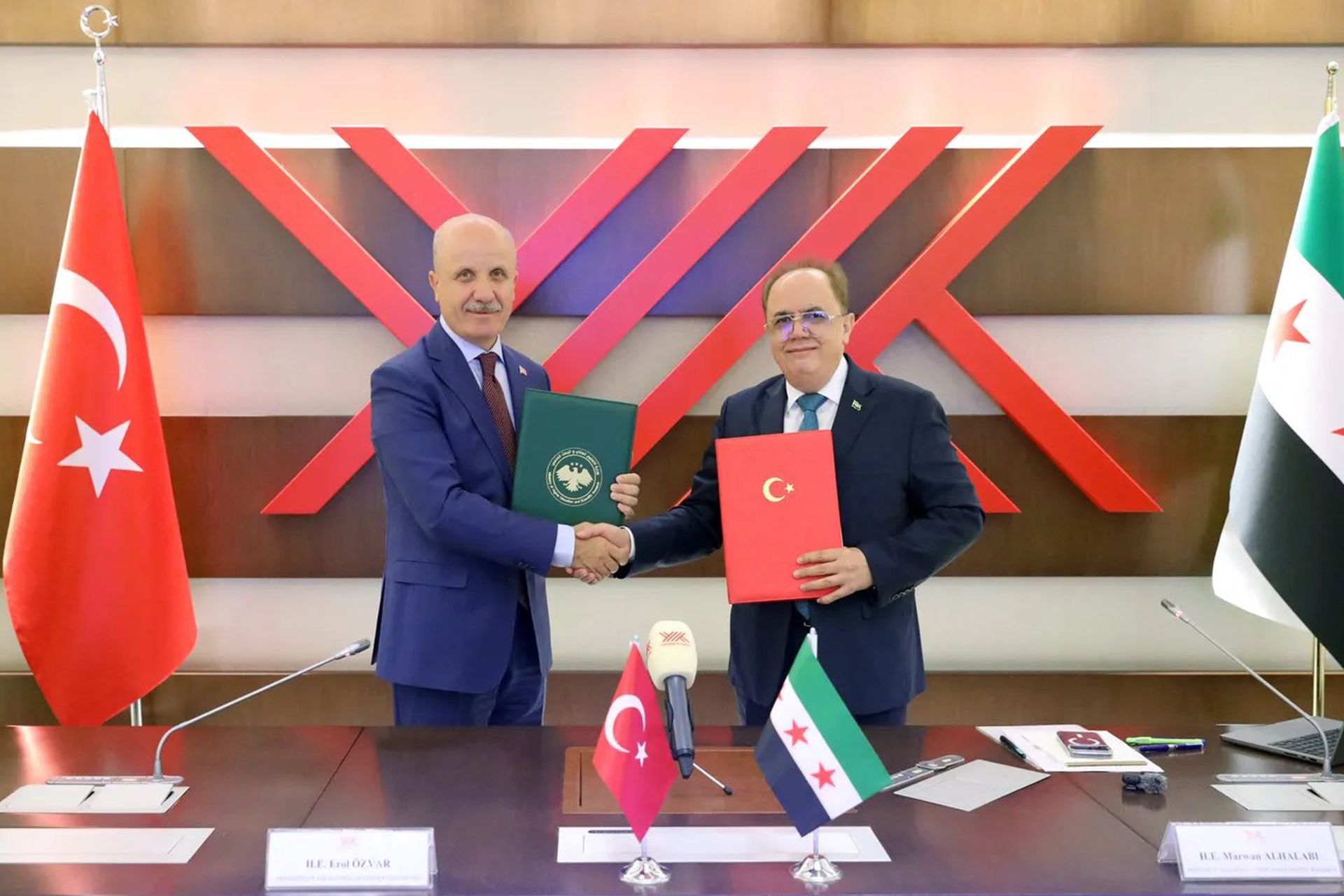 دمشق وأنقرة تشكلان لجنة مشتركة لتنظيم الجامعات التركية بالشمال السوري