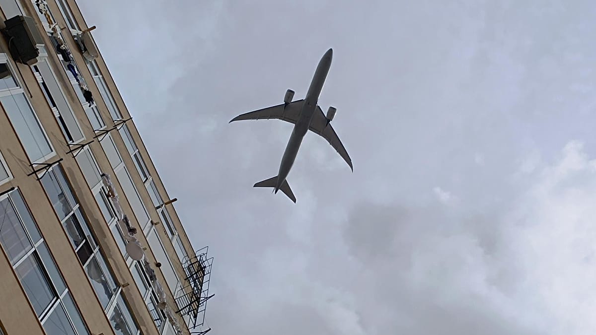 برتغالي يطور منصة ذكية لرصد حركة الطائرات فوق لشبونة بتفاصيل دقيقة