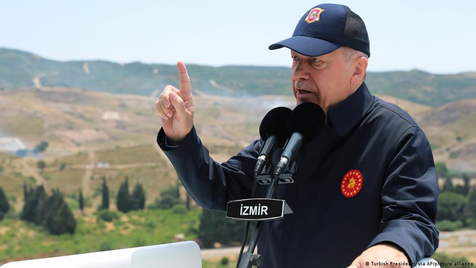 أردوغان يصعّد ضد اليونان بتحذيرات من عسكرة جزر إيجة